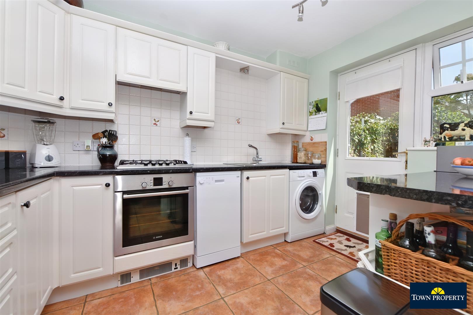 Property Details for Pitcairn Avenue Eastbourne BN23 5BB Town